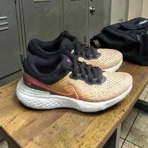 Nike Flyknit ZoomX Sneakers